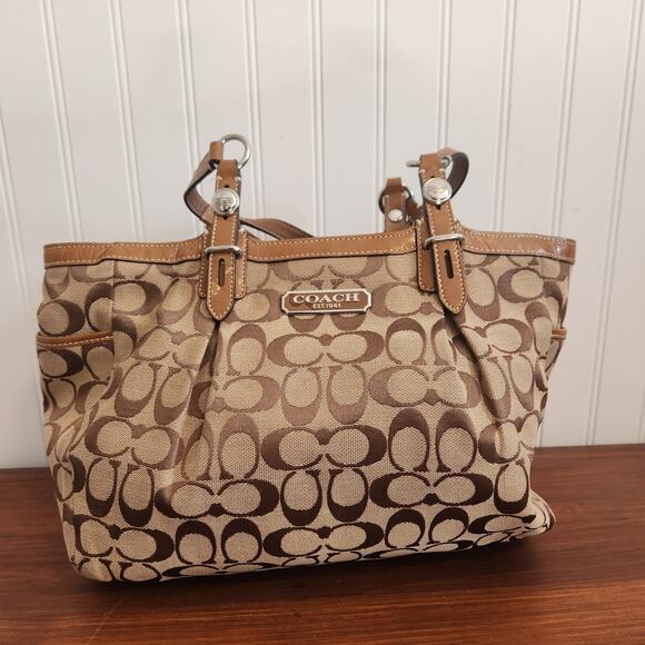 Coach F15146 Canvas/Leather Caramel/Lavender Hand/Shoulder‎ Bag Purse Pre-owned - Picture 1 of 12